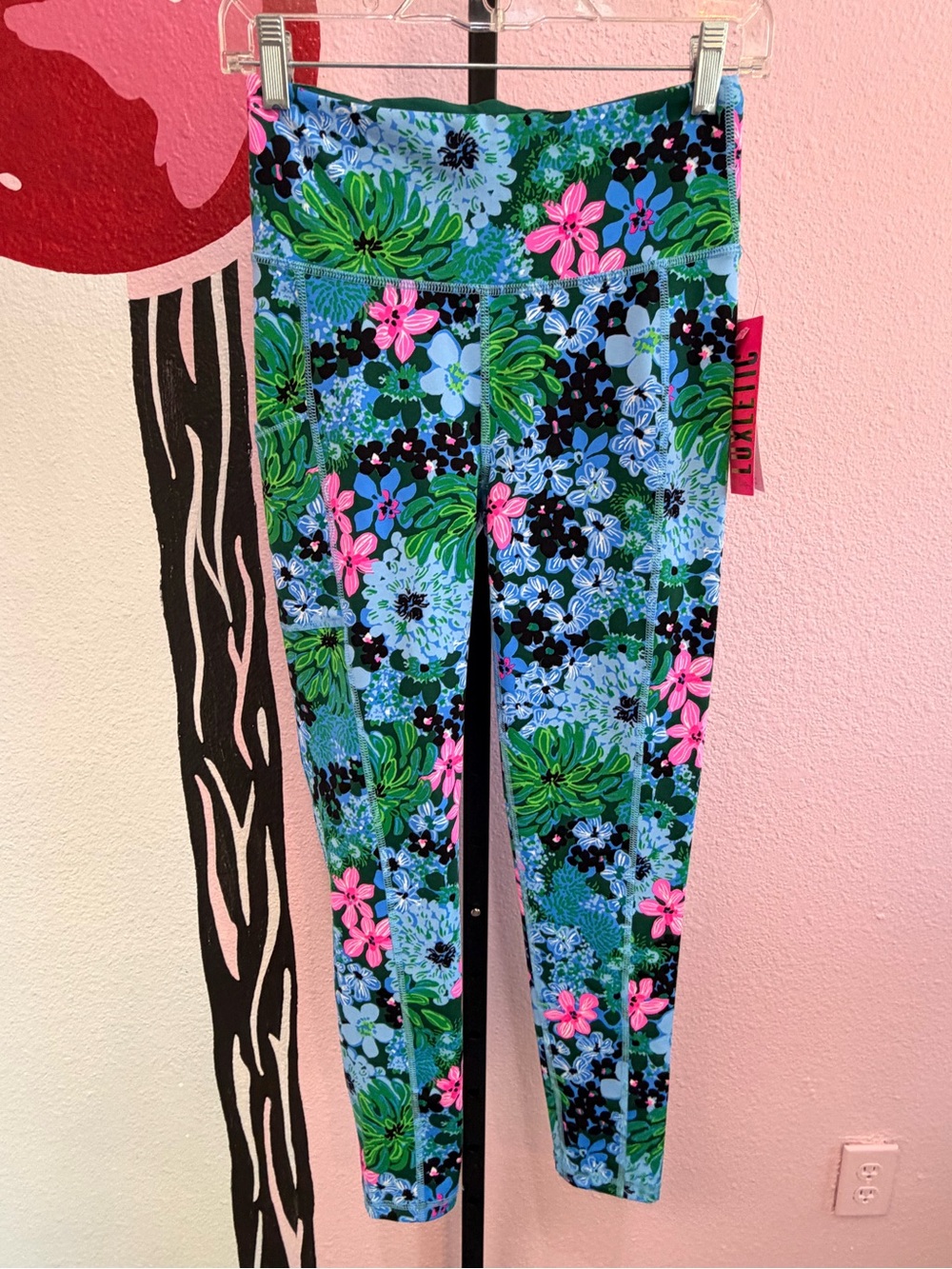 *NEW* Lilly Pulitzer Soiree All Day Weekender High Rise UPF 50+ Leggings Size S